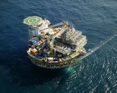 Petrobras põe a venda campos de petróleo em águas rasas em cinco estados